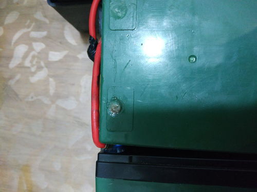 電動(dòng)車電瓶液體溢出分析 漏液原因與處理指南